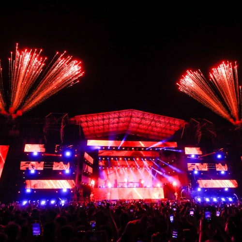 ALESSO se presenta en el escenario PERRY'S STAGE durante el segundo día de Lollapalooza Chile 2022 en el Parque Bicentenario Cerrillos en Santiago, Chile, 19 de marzo de 2022. 

FOTO:  JAVIER VERGARA  /  LollapaloozaCL

ALESSO performs in PERRY'S STAGE  during the second day of Lollapalooza Chile 2022 at Bicentenario Cerrillos Park in Santiago, Chile, March 19, 2022. 

PHOTO: JAVIER VERGARA /  LollapaloozaCL