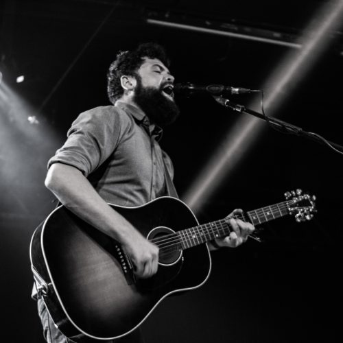 Fotos | Passenger faz show lotado em SP