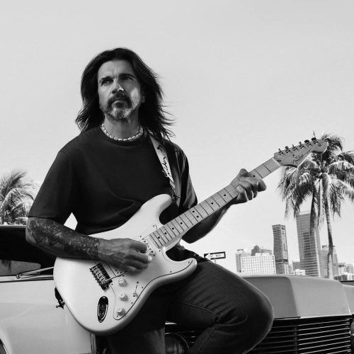 Juanes anuncia concierto en Perú y sorprende al preparar Ceviche con el chef Rodrigo Fernandini